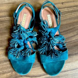 Pura Lopez (Spanish brand) flat sandals in suede blue US 8.5